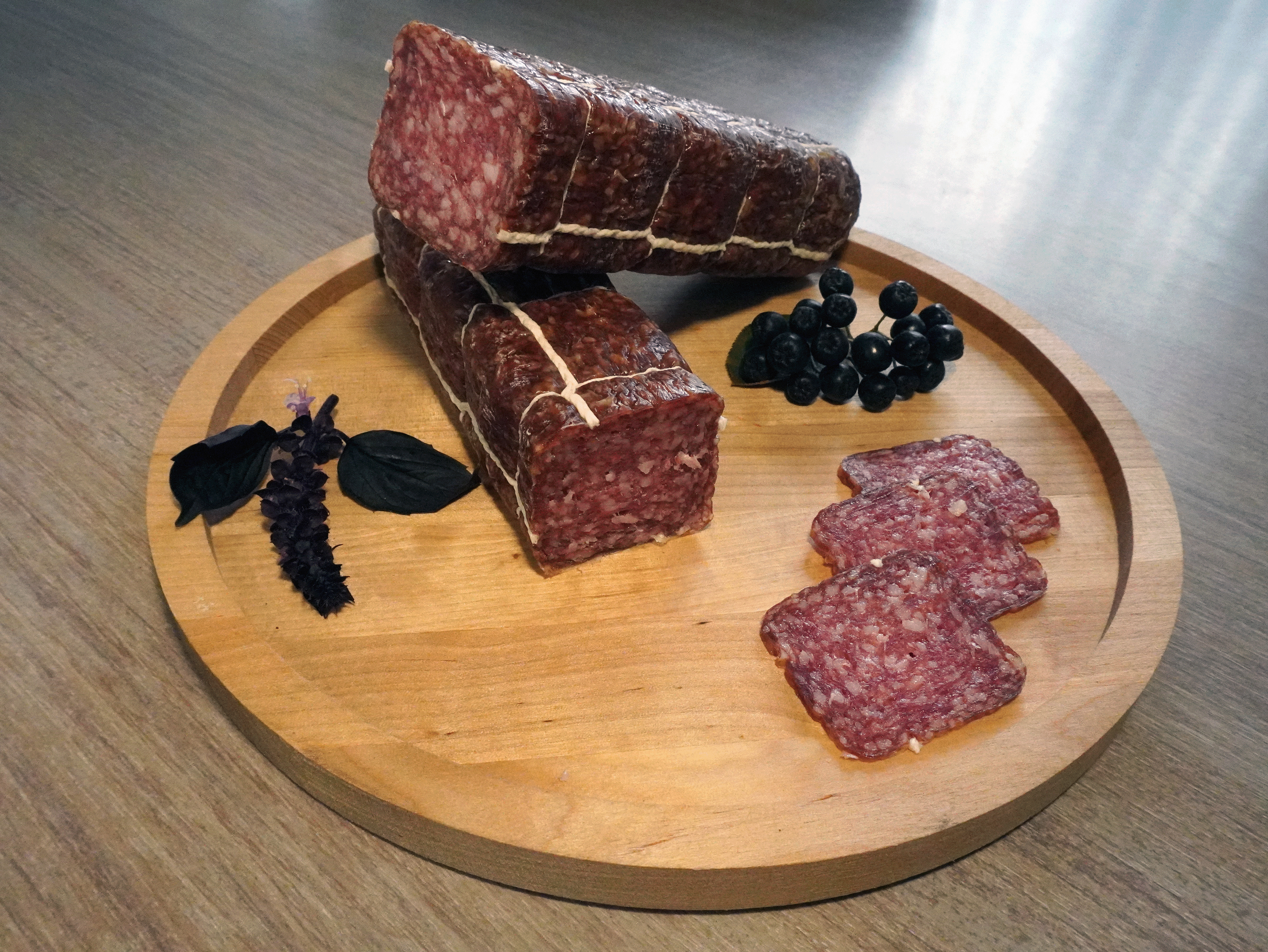 Егерьский сервелат в вакуумной упаковке
